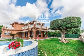 Chalet en venta en Berà Mar - El Francaset en Roda de Barà