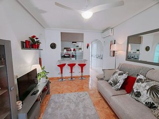 Chalet en venta en La Siesta - El Salado - Torreta en Torrevieja
