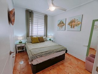 Chalet en venta en La Siesta - El Salado - Torreta en Torrevieja