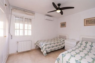 Casa pareada en venta en Costabella en Marbella