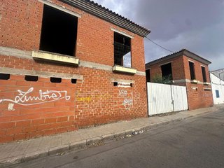 Chalet en venta en Tomelloso