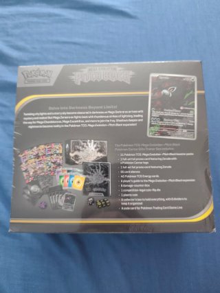 Pokémon Center Pitch Black Elite Trainer Box