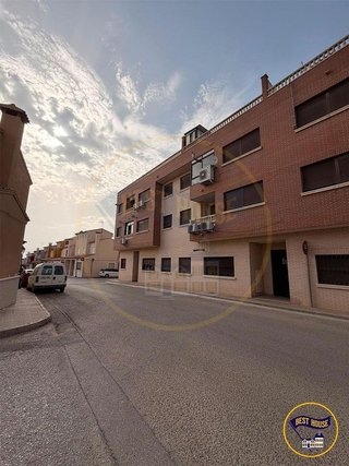Casa adosada en venta en Quintanar del Rey