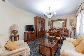 Casa adosada en venta en Padul