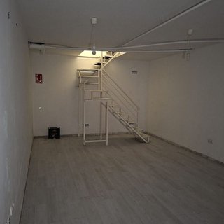 Local comercial en alquiler en Ricardo Soriano en Marbella