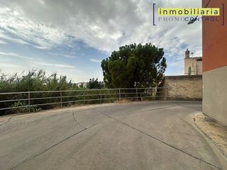 Garaje en alquiler en Zuera