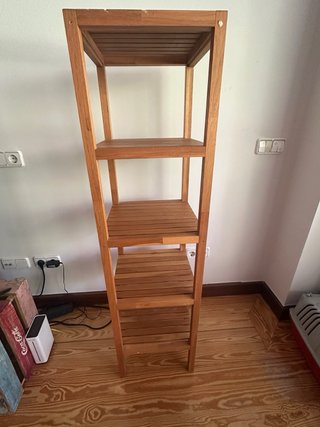 Estantería de madera Ikea
