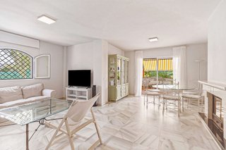 Piso en venta en Real de Zaragoza en Marbella