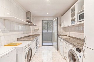 Piso en venta en Real de Zaragoza en Marbella