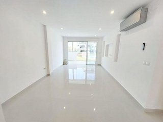 Piso en venta en Playa de los Boliches en Fuengirola