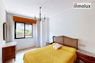 Piso en venta en Ensanche - Diputación en Alicante