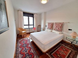 Piso en venta en Ensanche - Sar en Santiago de Compostela