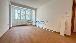 Piso en venta en Centro en Ourense