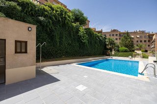 Piso en venta en Bola de Oro - Serrallo en Granada