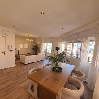 Piso en venta en Ensanche - Diputación en Alicante