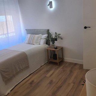 Piso en venta en Ensanche - Diputación en Alicante