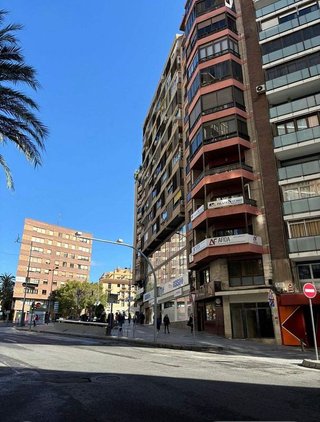 Piso en venta en Centro en Alicante