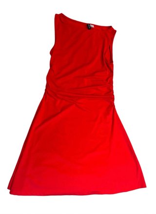 Vestido rojo sin mangas