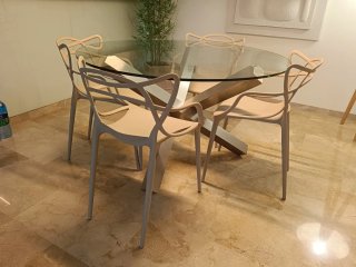 Mesa Comedor Cristal y Acero + 4 Sillas
