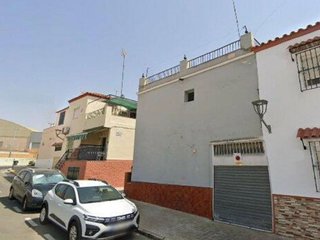 Casa en venta en La Paz en Alcalá de Guadaira