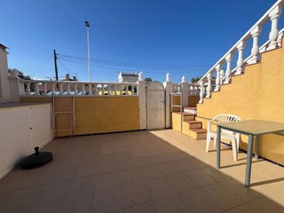 Casa adosada en venta en La Siesta - El Salado - Torreta en Torrevieja