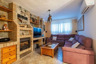 Casa adosada en venta en Valdeolletas-Las Cancelas-Xarblanca en Marbella