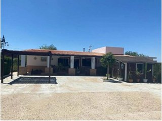 Casa en venta en Carretera de Sevilla a Utrera en Alcalá de Guadaira