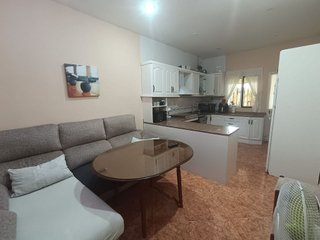 Casa adosada en venta en Carolina (La)