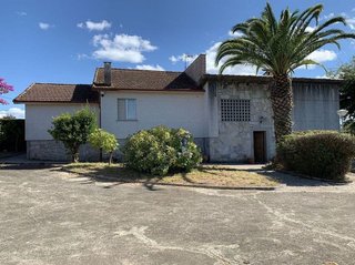 Chalet en venta en Amoeiro