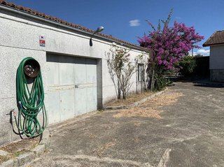 Chalet en venta en Amoeiro