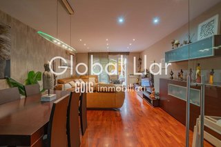 Casa adosada en venta en Gràcia en Sabadell