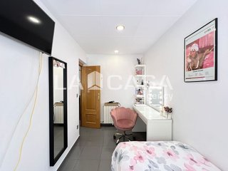 Piso en venta en San Roc - El Remei en Badalona