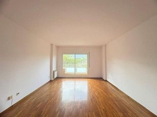 Piso en venta en La Maternitat i Sant Ramon en Barcelona