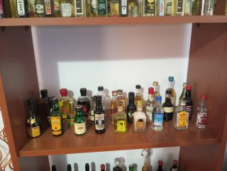 Lote Miniaturas Aceite y Vino (  lote - separado )