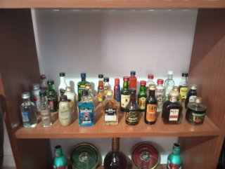 Lote Miniaturas Aceite y Vino (  lote - separado )
