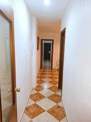 Piso en venta en Santa Rosa - Valdeolleros en Córdoba