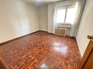 Piso en venta en Plaza España - Villa Pilar - Reyes Católicos - Vadillos en Burgos