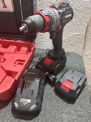 Taladro Percutor Parkside 20V 64Nm