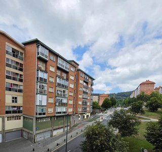 Piso en venta en Otxarkoaga en Bilbao