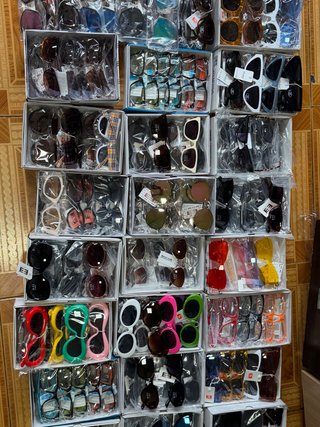 Lote 300 Gafas de Sol Variadas