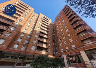 Piso en venta en San Pedro de Deusto-La Ribera en Bilbao