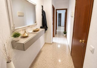 Piso en venta en Colores - Entreparques en Sevilla