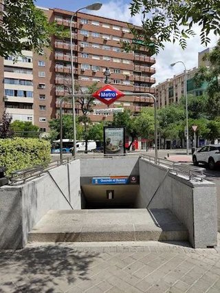 Piso en venta en Bellas Vistas en Madrid