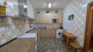 Casa adosada en venta en Tarazona de la Mancha
