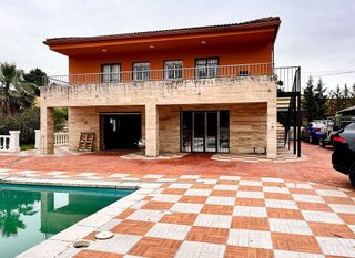 Chalet en venta en Urbanitzacions en Lloret de Mar