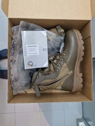 Botas de montaña