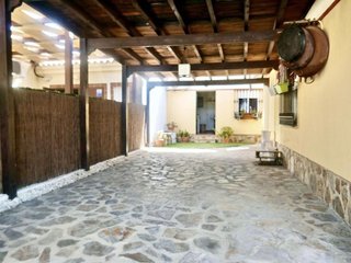 Chalet en venta en Montequinto en Dos Hermanas