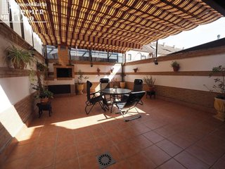 Casa adosada en venta en Tomelloso