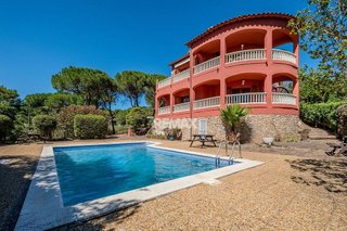 Chalet en venta en Mas Pere-Río de Oro en Calonge