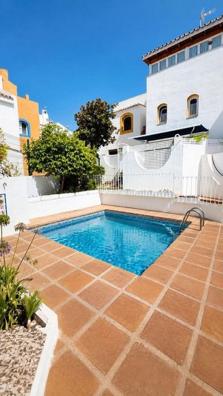 Casa adosada en venta en Rodeo Alto-Guadaiza-La Campana en Marbella